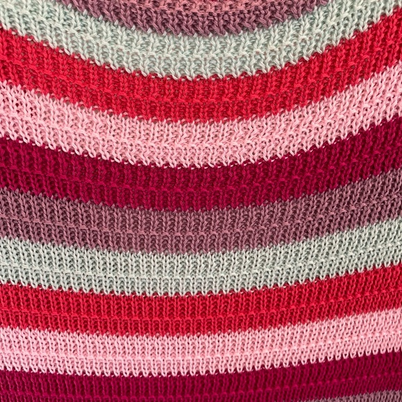 New without tags. Ruffle sleeve bright fun shaker knit sweater sz XL - Picture 3 of 3